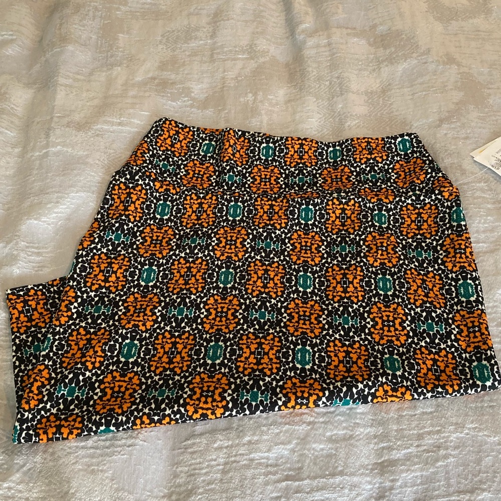 LulaRoe Cassie Skirt size S